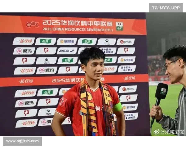 中甲-重庆铜梁龙2-1辽宁铁人 向余望连场破门阮奇龙反超吴庆退役 中甲-重庆铜梁龙2-1辽宁铁人 向余望连场破门阮奇龙反超吴庆退役